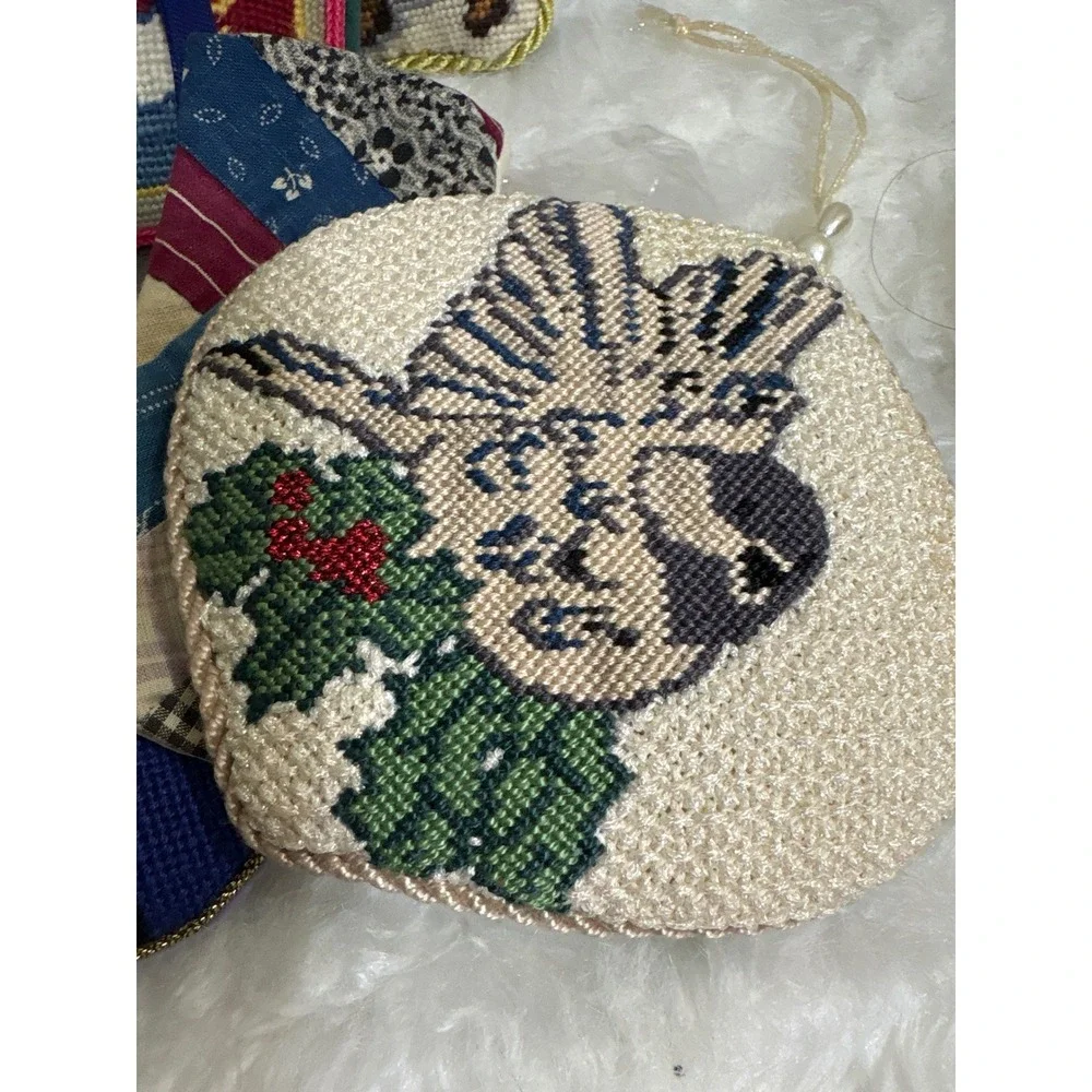 Vintage Ornament Grandma Needlepoint Santa Nativity Multi Excellent Decor